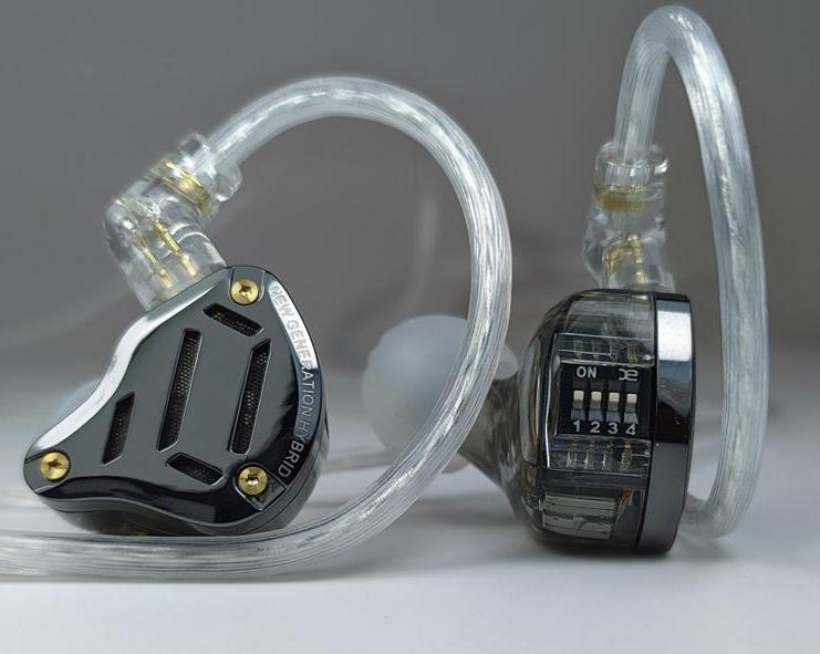 KZ ZS10 PRO 2 — обзор отличных гибридов с широкой возможностью тюнинга звука четырьмя свитчами