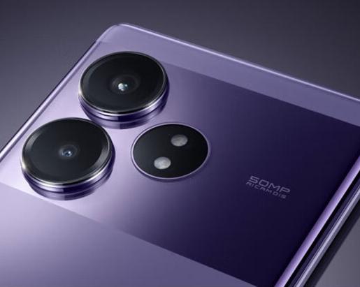 Смартфон Realme GT Neo6 поступил в продажу в Китае
